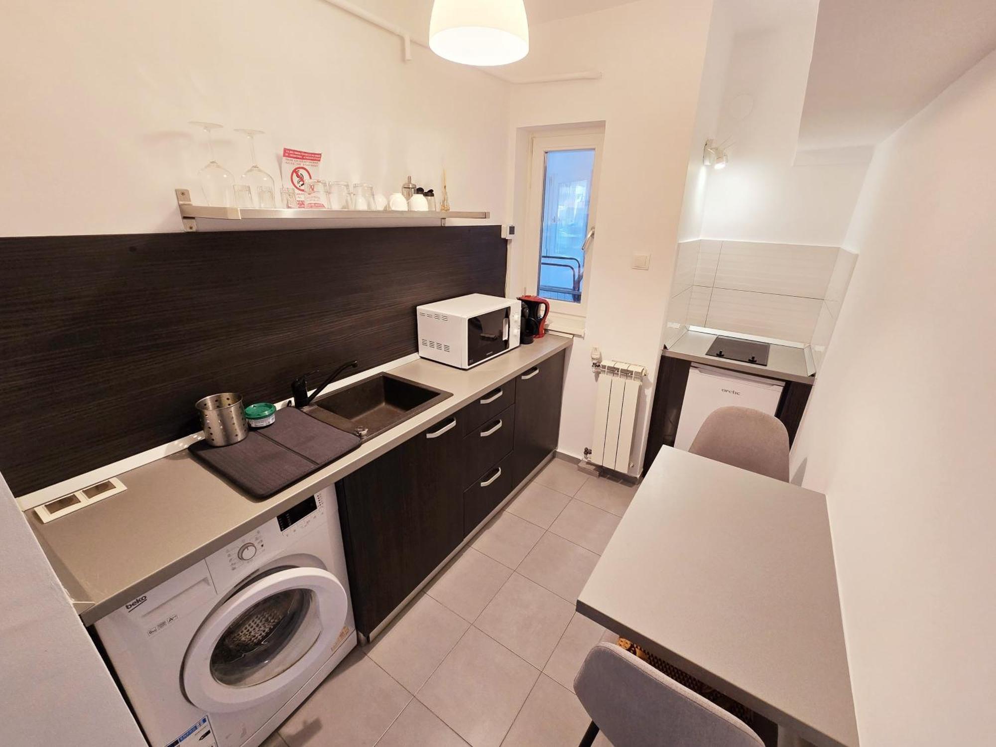 Marcos Apartments - Self Check-In レシツァ エクステリア 写真